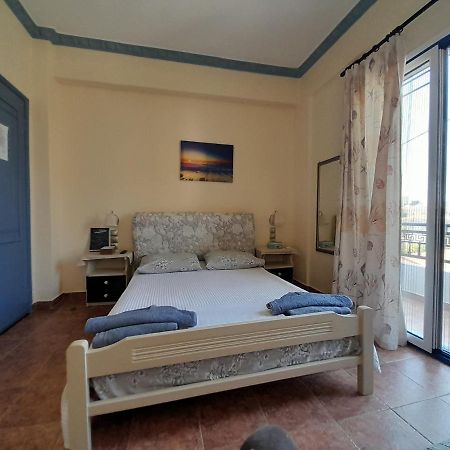 Studios Eftichia Fúrni Ikaríasz Kültér fotó
